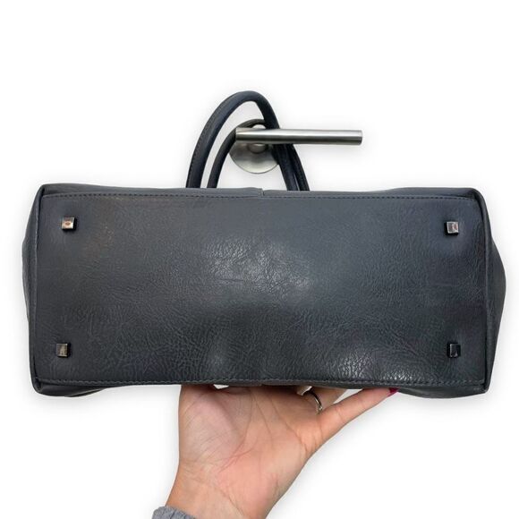 Matt & Nat Double Zip Bag - Picture 4 of 9